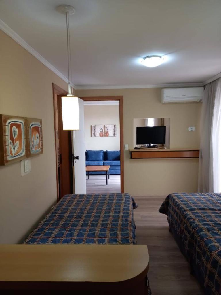 Astron Suítes 3*