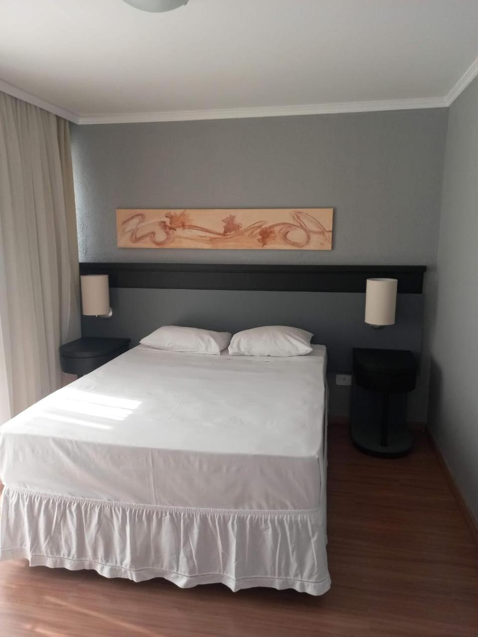 Hotel Astron Suítes