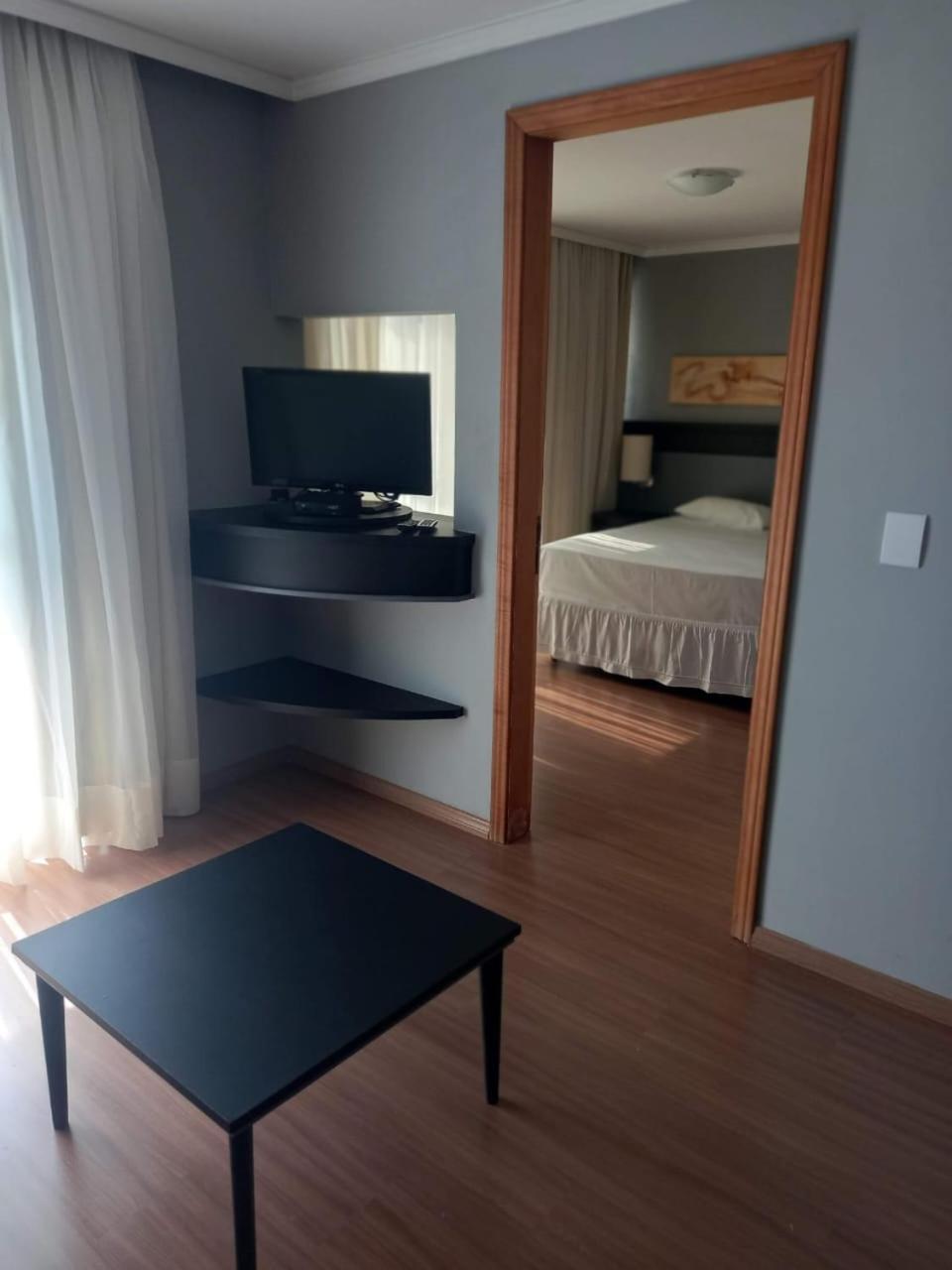 Astron Suítes Hotel 3*